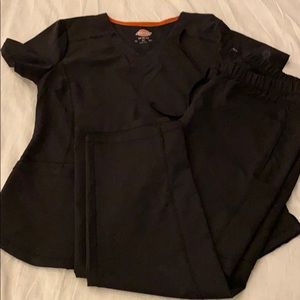 Dickies scrub top and bottoms